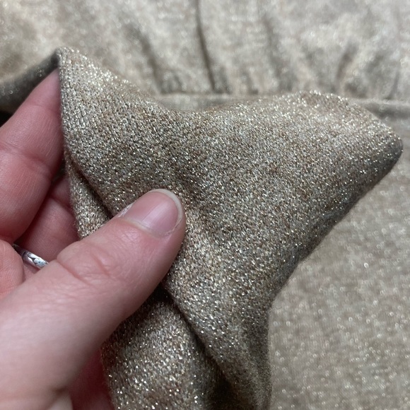 Banana Republic Gold Keyhole Sweater Size XL - Picture 5 of 7